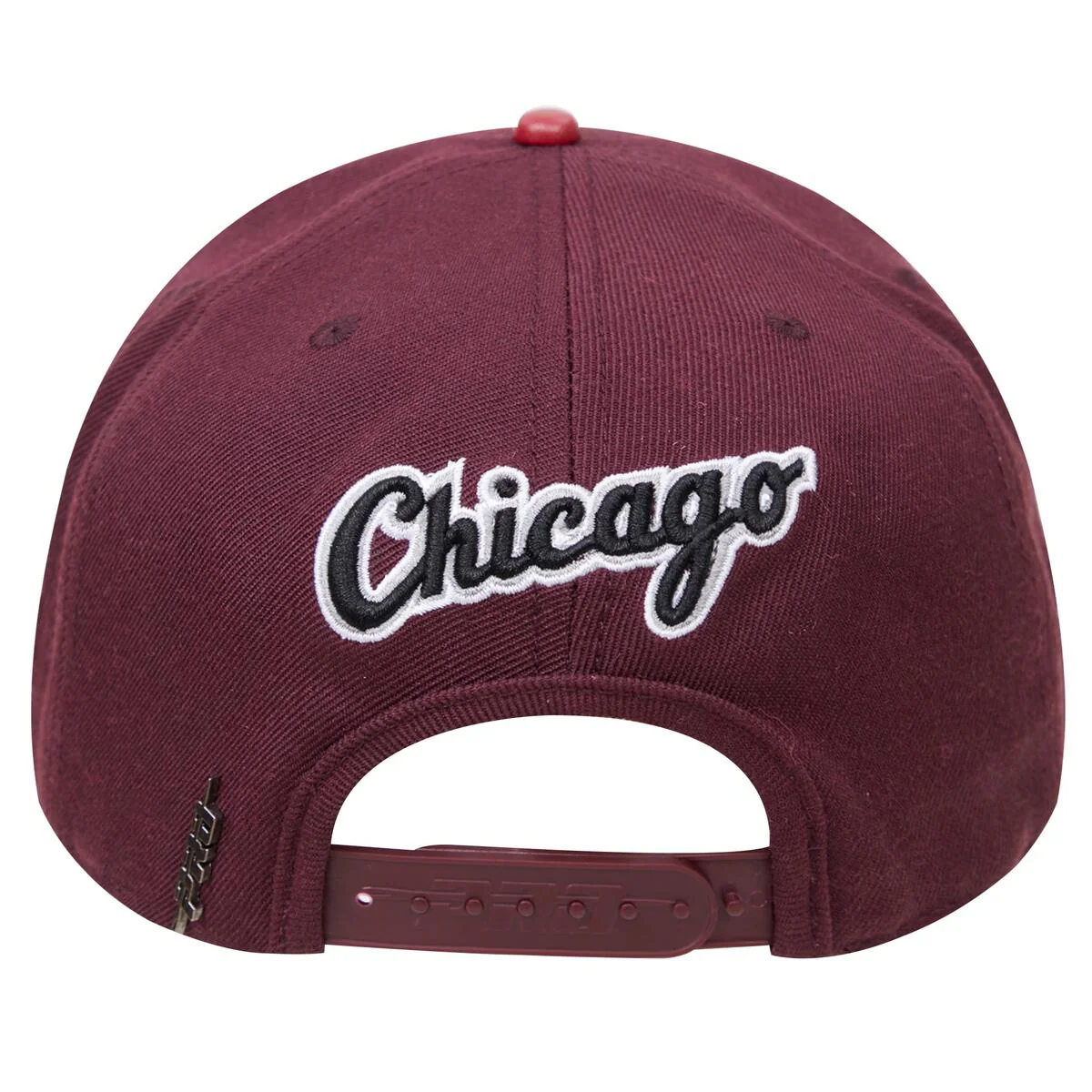 Pro Standard - Chicago White Sox Classic Chenille Wool Snapback Hat - Image 13